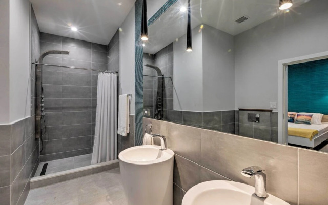 Luxury St Croix Home w/ Oceanfront Pool & Views