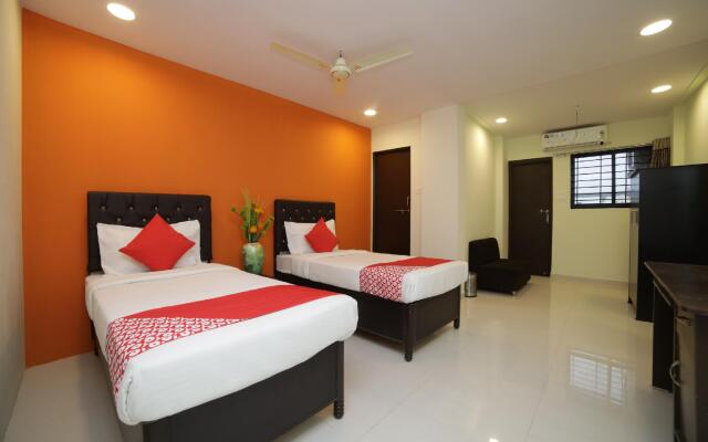 OYO 36866 Carnival Inn