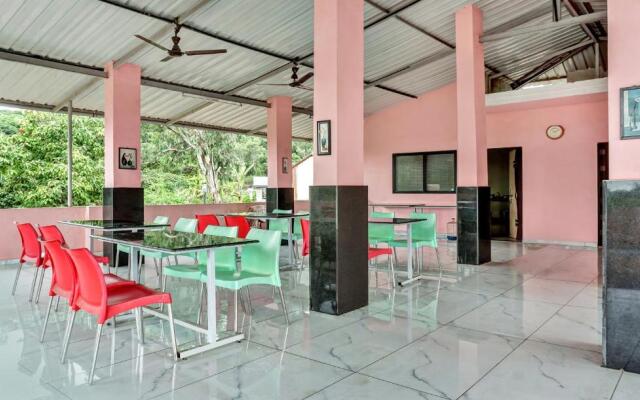 Hotel Strawberry Inn