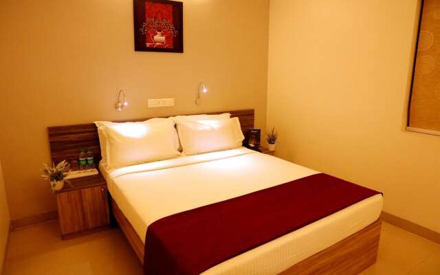 Downtown Business Hotel