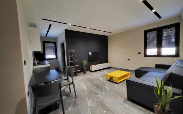 La Mirage Apartment 05