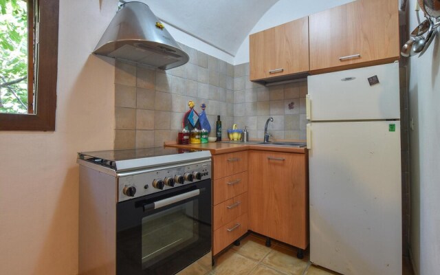 Beautiful Home in Pantelleria With Wifi and 3 Bedrooms