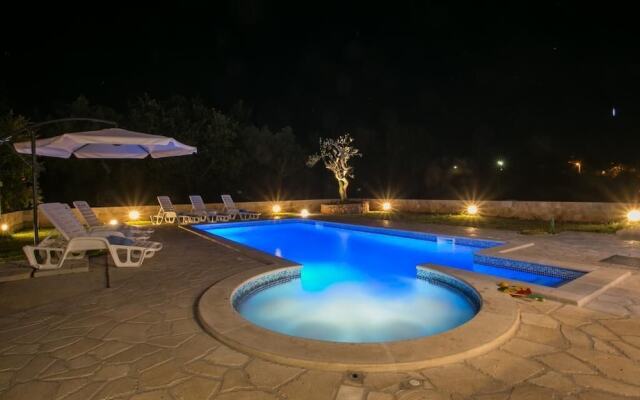 Holiday Home Luce