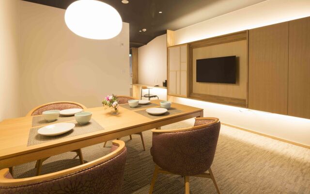 RESISTAY Gion Shijo