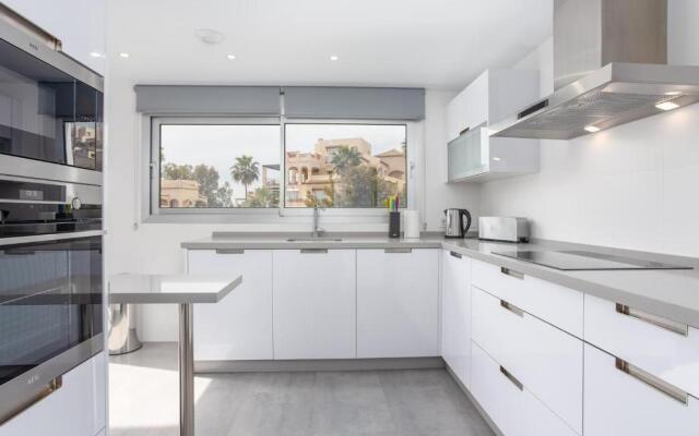 New Penthouse Apartment in Marbella