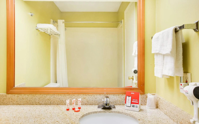 OYO Hotel Texarkana Trinity AR Hwy I-30