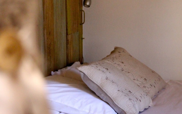 Une Chambre en Ville