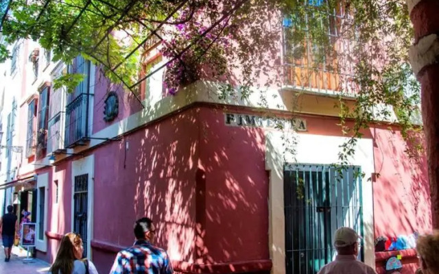 Oriental Apartment Gardens Views 2 pax