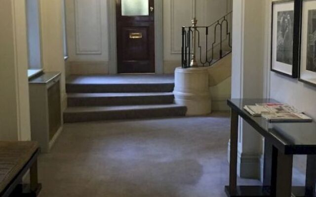 LVE- Knightsbridge Apartments
