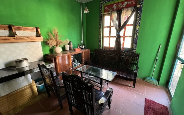 Saigonese Trekking House - Hostel