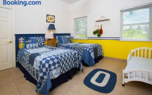 Coconut Beach by Grand Cayman Villas & Condos