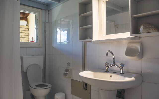 Potamos Apartments