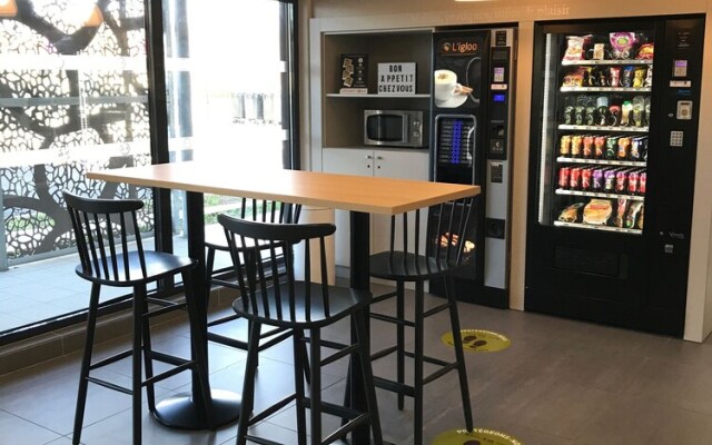 B&B HOTEL Saint-Martin-de-Crau Alpilles Camargue