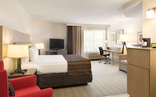Country Inn & Suites by Radisson, Chippewa Falls, WI