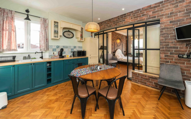 The Heart of the City Center Luxury Apartment 1