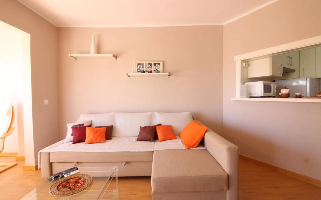 Kumquat apartment