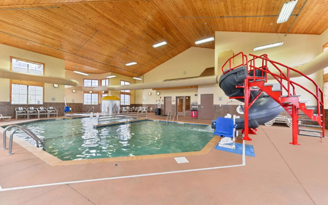 AmericInn by Wyndham Fargo Medical Center