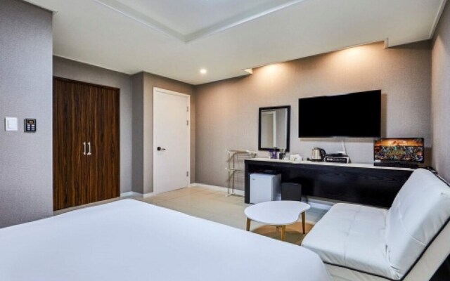 Suwon Hotel Flex