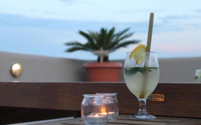 Sea View Apartment 15 Min From Athens Airport