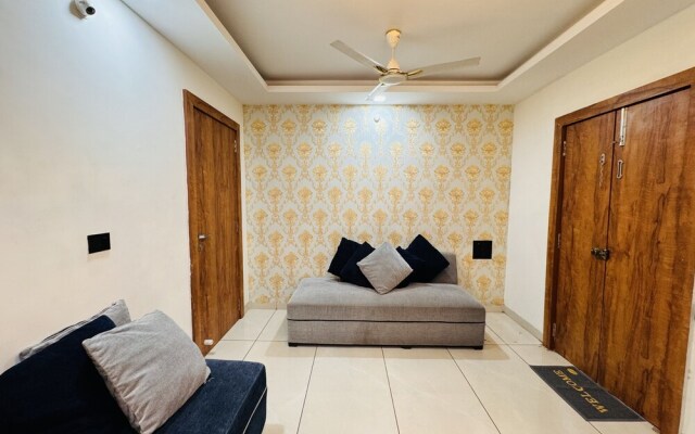 HomeEscape Luxe 2BHK Penthouse Near LIG
