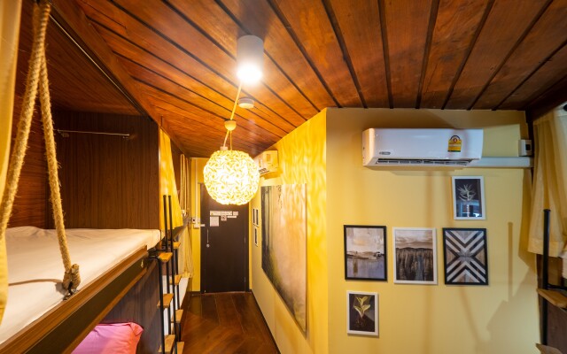 OYO 895 The Onion Hostel