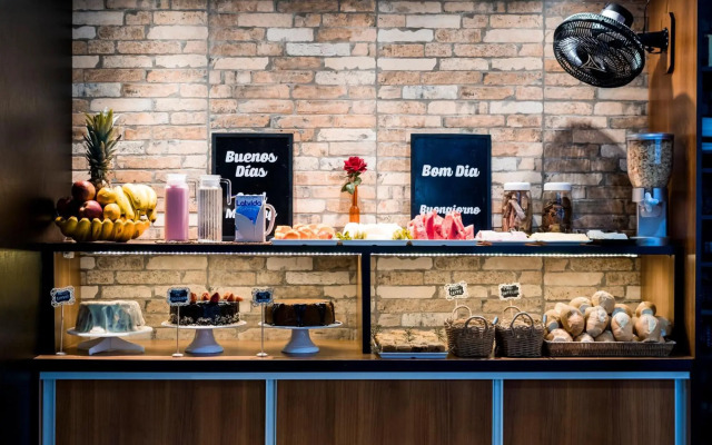 Rezende Suites Hotel