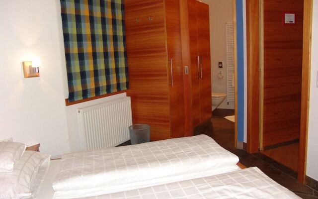 Schindler Hotel