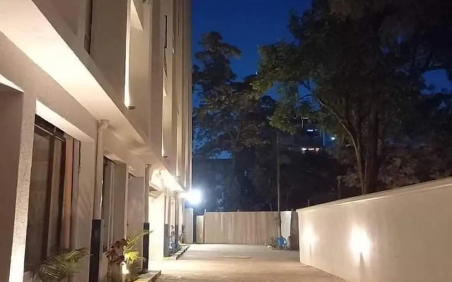 Lux Suites Mattlet Studio Apartments TRM