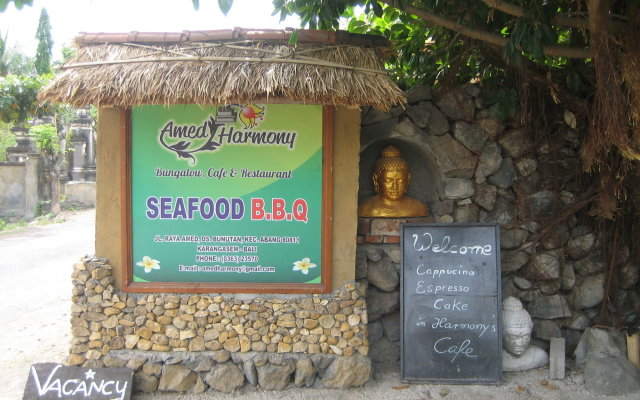 Amed Harmony Cafe and Bungalows