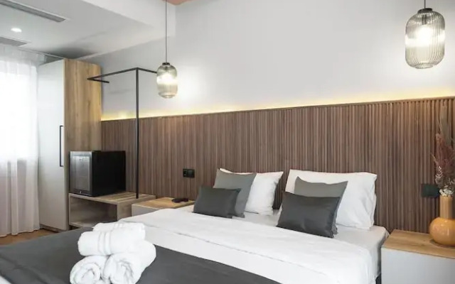 Esther Suites, Nilie Hospitality MGMT