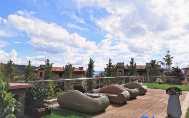 Yuexing Tinghuyuan Guesthouse