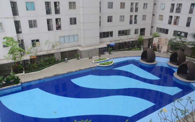 Best Deal 3BR Apartment Bassura City near Shopping Center