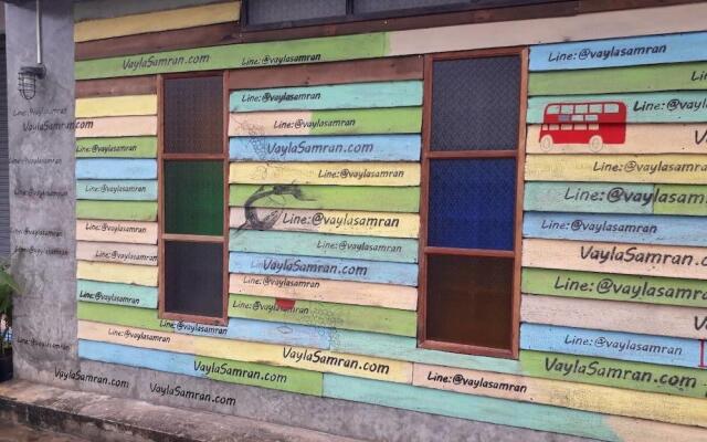 Roomquest Amphawa Vaylasamran Floating Market