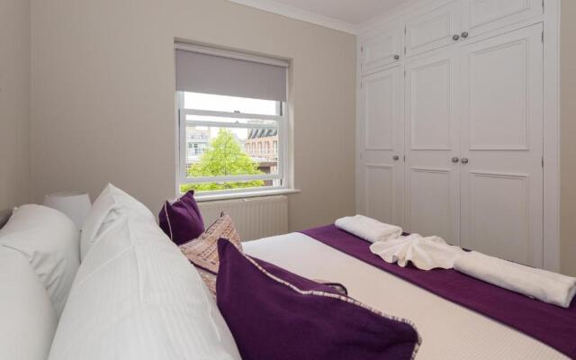 One bedroom High street kensington Apartment