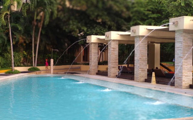 Beach Condos Pico De Loro Hamilo Coast