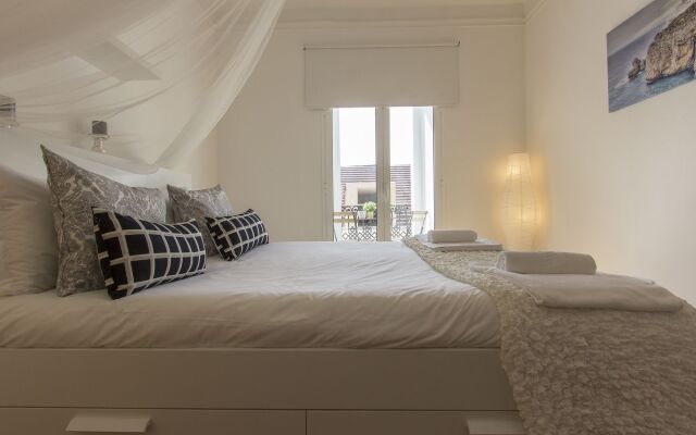 Bairro Alto Stylish by Homing