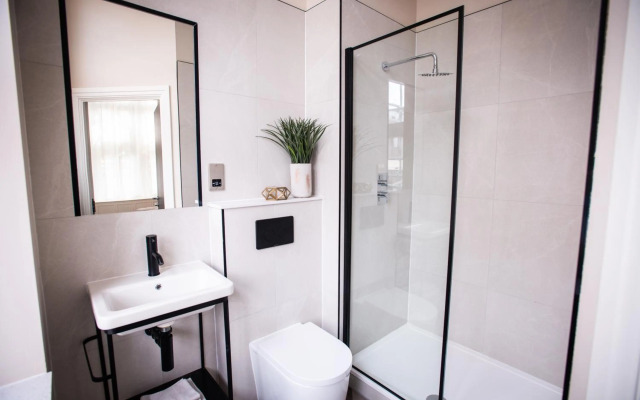 The Gresham Aparthotel