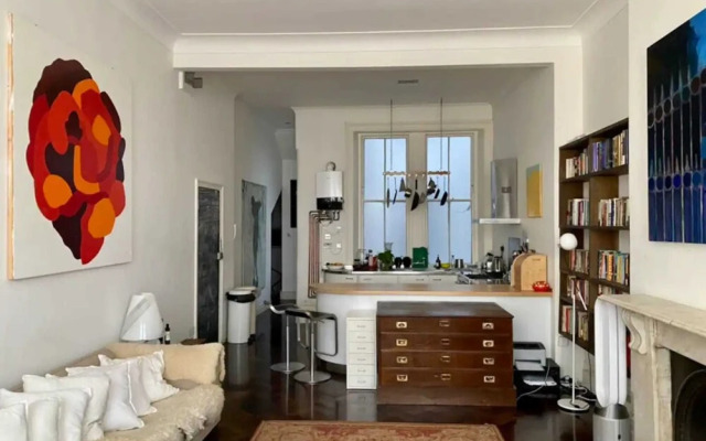 Spacious 2 Bedroom Flat in Central London
