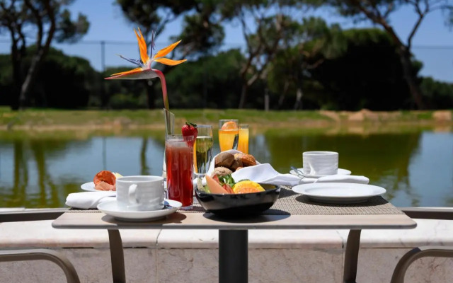 Vila Sol Villas & Residences