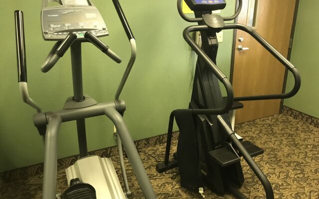 SureStay Plus Hotel by Best Western Bettendorf