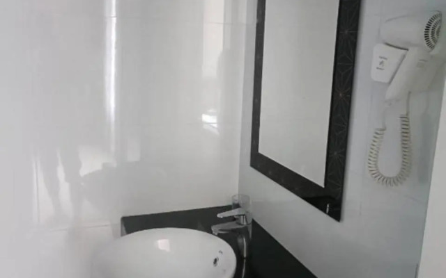 Thang Long Guesthouse
