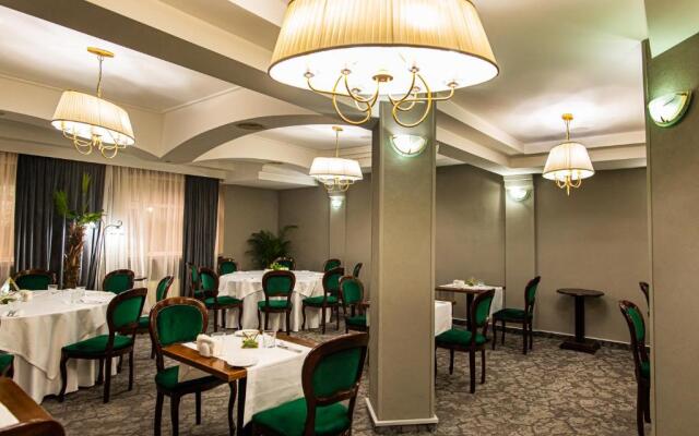 Hotel Brilliant Meses