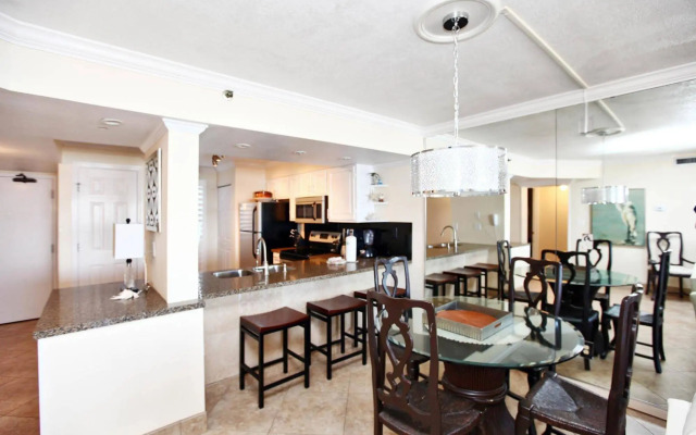 Emerald Towers by Panhandle Getaways