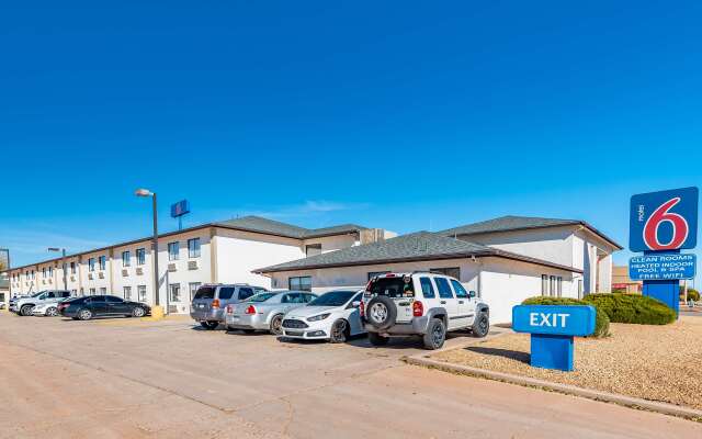 Motel 6 Winslow, AZ