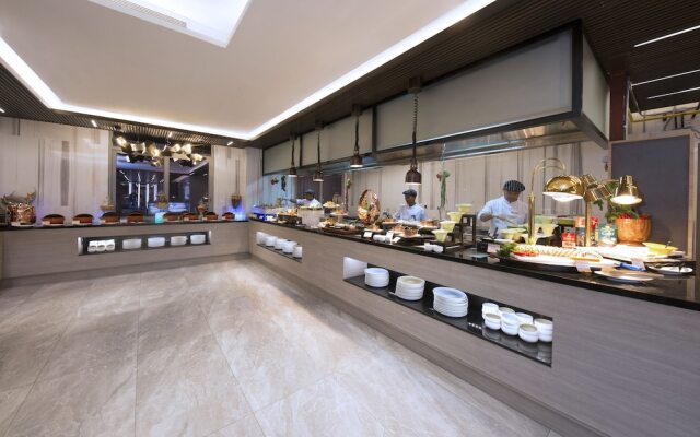 Zealax Hotel & Residence