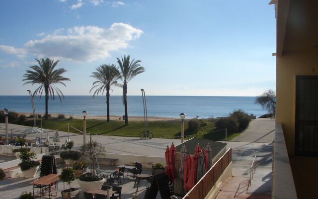 Beautiful Apartment in Quarteira with Beach View