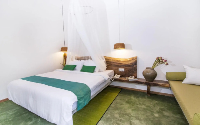 Sarina Hotel & Villa