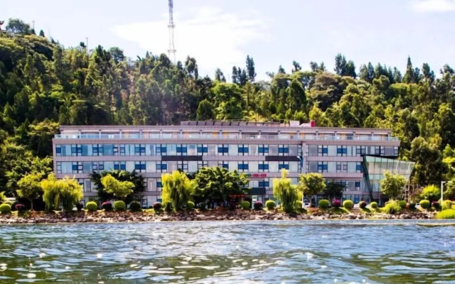 大理洱海暮居客栈