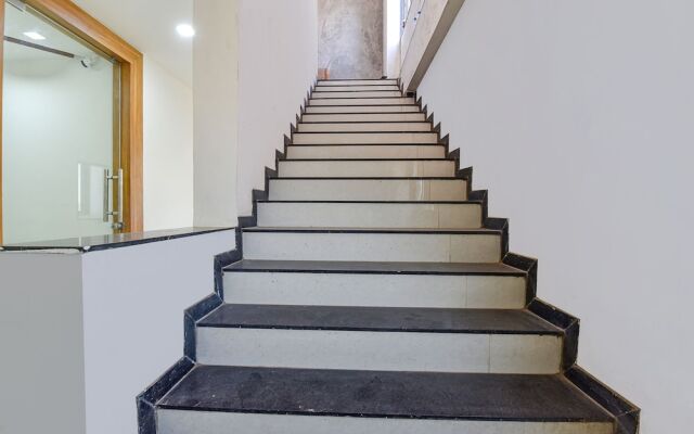 Fabhotel Prime Residency