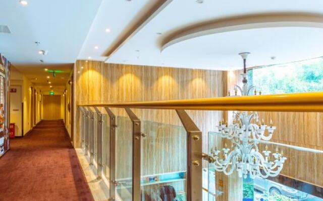 IU Hotel Chongqing Jiangbei International Airport